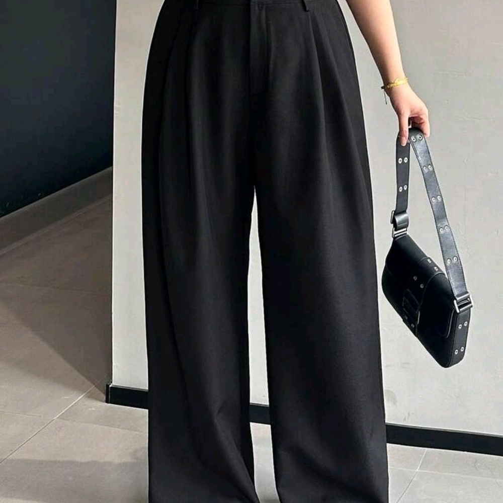 SHEIN Classic Black Wide-Leg Trousers